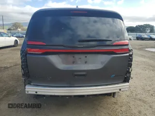 2022 Chrysler Pacifica Hybrid Limited with VIN 2C4RC1S77NR208193, listed as a Copart auction lot 47320125 with 28,282 mi miles and Salvage title. Bid and sale history available at DreamBid. Image 6.