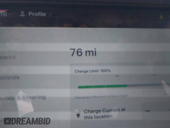 2013 Tesla Model S с VIN 5YJSA1CG5DFP06411, выставлен на аукционе IAAI как лот 41079914 с пробегом 266 968 миль миль и . История ставок и продаж доступна на DreamBid. Изображение 17.