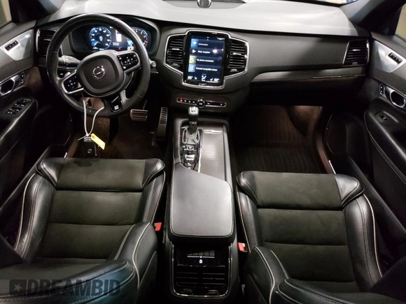 2018 Volvo XC90 R-Design with VIN YV4A22PM1J1206259, listed as a Copart auction lot 52870094 with 82,304 mi miles. Bid and sale history available at carsss.com. Image 8.