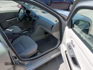 2003 Nissan Maxima SE with VIN JN1DA31D33T513282, listed as a IAAI auction lot 42289710 with 343,973 mi miles and . Bid and sale history available at DreamBid. Image 5.