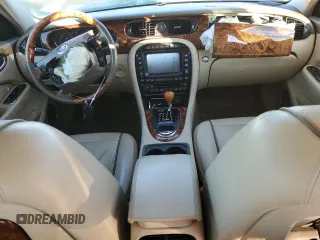 2008 Jaguar XJ Vanden Plas with VIN SAJWA82B68SH22954, listed as a Copart auction lot 43854125 with 0 mi miles and Salvage Title. Bid and sale history available at carsss.com. Image 8.