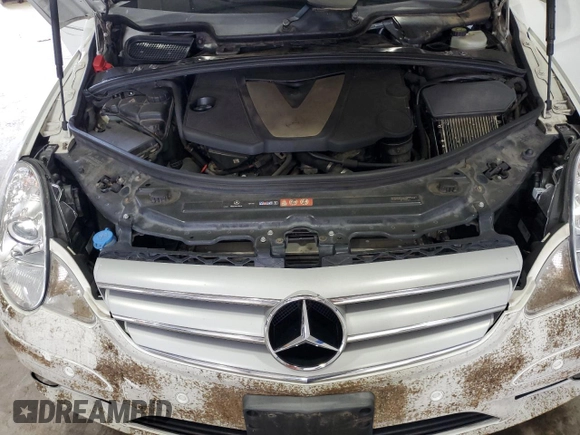 2008 Mercedes-Benz R 3.0L with VIN 4JGCB22E78A087120, listed as a Copart auction lot 72170894 with 194,830 mi miles and Salvage title. Bid and sale history available at DreamBid. Image 12.