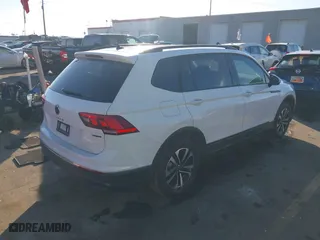 2024 Volkswagen Tiguan S with VIN 3VVFB7AX0RM081893, listed as a IAAI auction lot 41425695 with 8,187 mi miles. Bid and sale history available at carsss.com. Image 4.