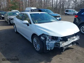 2020 Toyota Avalon Limited with VIN 4T1DZ1FB9LU043377, listed as a IAAI auction lot 41727905 with 34,998 mi miles. Bid and sale history available at carsss.com. Image 1.