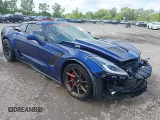 2018 Chevrolet Corvette Z06 3LZ z VIN 1G1YT2D60J5600521, wystawiony jako IAAI lot #42365239 z przebiegiem 33 258 mil mil oraz . Historia ofert i sprzedaży dostępna na DreamBid. Obrazek 1.