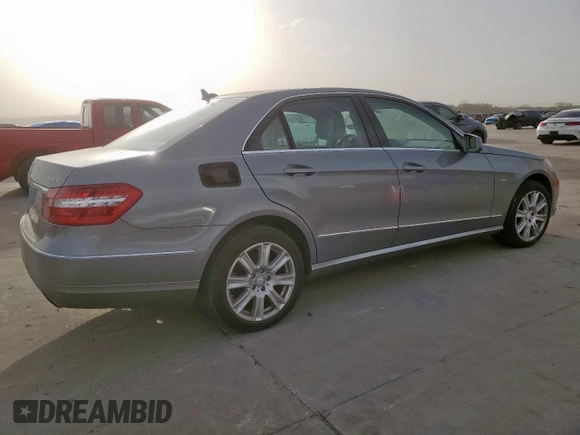 2012 Mercedes-Benz E 350 Luxury with VIN WDDHF2EB6CA530985, listed as a Copart auction lot 49443925 with 114,641 mi miles and Clean title. Bid and sale history available at DreamBid. Image 3.