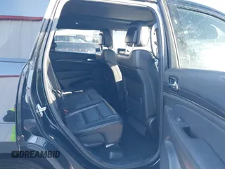 2019 Jeep Grand Cherokee Overland with VIN 1C4RJFCG7KC639154, listed as a IAAI auction lot 41501610 with 92,547 mi miles. Bid and sale history available at carsss.com. Image 8.