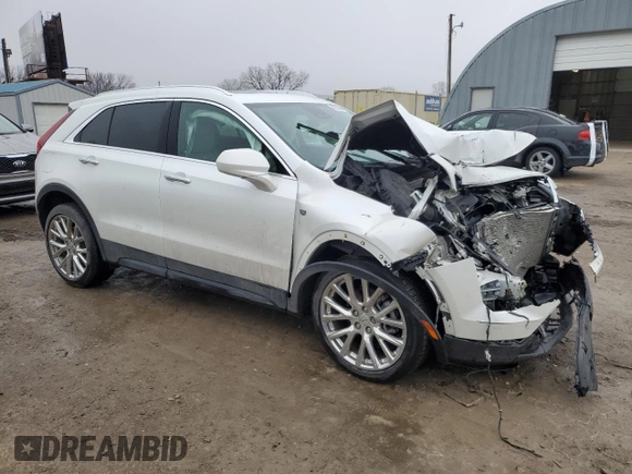 2021 Cadillac XT4 FWD Luxury z VIN 1GYAZAR48MF018135, wystawiony jako Copart lot #43023665 z przebiegiem 54 271 mil mil oraz Szkoda całkowita • Salvage title. Historia ofert i sprzedaży dostępna na DreamBid. Obrazek 4.
