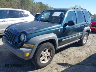 2005 Jeep Liberty Sport with VIN 1J4GL48K05W584675, listed as a IAAI auction lot 41867491 with 112,882 mi miles. Bid and sale history available at carsss.com. Image 18.