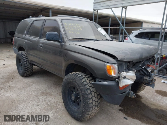 1998 Toyota 4Runner SR5 z VIN JT3GN86R3W0082047, wystawiony jako IAAI lot #42030018 z przebiegiem 259 894 mil mil oraz . Historia ofert i sprzedaży dostępna na DreamBid. Obrazek 1.