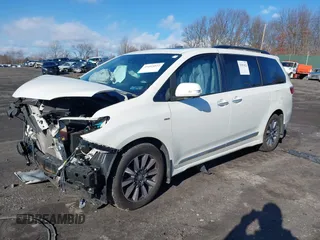 2019 Toyota Sienna XLE with VIN 5TDDZ3DC0KS220137, listed as a IAAI auction lot 41093022 with Not Provided miles and . Bid and sale history available at DreamBid. Image 17.