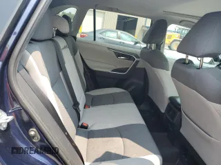 2019 Toyota RAV4 with VIN ME7796, listed as a Copart auction lot 63487955 with 39,466 mi miles and Salvage title. Bid and sale history available at DreamBid. Image 11.