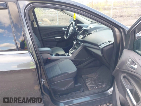 2016 Ford Escape SE with VIN 1FMCU9GX5GUA06660, listed as a IAAI auction lot 42043031 with 87,719 mi miles. Bid and sale history available at carsss.com. Image 5.
