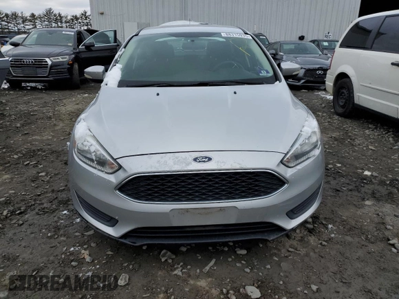2017 Ford Focus SE with VIN 1FADP3F29HL285806, listed as a Copart auction lot 88315935 with 132,716 mi miles and Salvage Title. Bid and sale history available at carsss.com. Image 5.