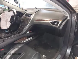 2016 Lincoln MKZ Hybrid with VIN 3LN6L2LU7GR602024, listed as a IAAI auction lot 41224915 with 176,538 mi miles and . Bid and sale history available at DreamBid. Image 5.
