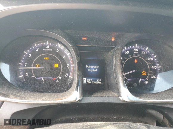 2013 Toyota Avalon XLE with VIN 4T1BK1EB2DU019243, listed as a Copart auction lot 55155725 with 256,267 mi miles and Salvage Title. Bid and sale history available at DreamBid. Image 9.