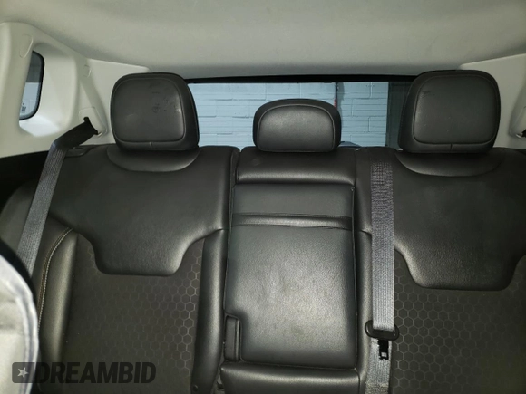 2018 Jeep Compass Latitude z VIN 3C4NJDBB0JT223491, wystawiony jako Copart lot #41495835 z przebiegiem 82 967 mil mil oraz Szkoda całkowita • Salvage title. Historia ofert i sprzedaży dostępna na DreamBid. Obrazek 10.