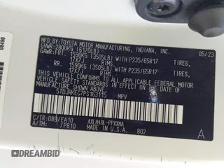 2023 Toyota Sienna XLE z VIN 5TDJRKEC7PS163115, wystawiony jako IAAI lot #42097393 z przebiegiem 63 514 mil mil oraz . Historia ofert i sprzedaży dostępna na DreamBid. Obrazek 9.