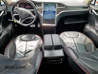 2013 Tesla Model S Performance с VIN 5YJSA1DP0DFP18903, выставлен на аукционе Copart как лот 57621765 с пробегом 120 002 миль миль и Списание • Salvage title. История ставок и продаж доступна на DreamBid. Изображение 8.