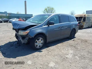 2013 Honda Odyssey LX with VIN 5FNRL5H23DB056331, listed as a IAAI auction lot 42069564 with Not Provided miles and . Bid and sale history available at carsss.com. Image 16.