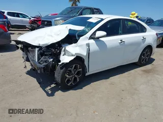 2021 Kia Forte LXS с VIN 3KPF24AD1ME309812, выставлен на аукционе IAAI как лот 42152250 с пробегом 78 471 миль миль и . История ставок и продаж доступна на DreamBid. Изображение 2.