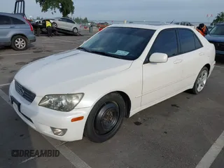 2001 Lexus IS with VIN JTHBD182610006684, listed as a IAAI auction lot 42046945 with 318,600 mi miles. Bid and sale history available at carsss.com. Image 18.