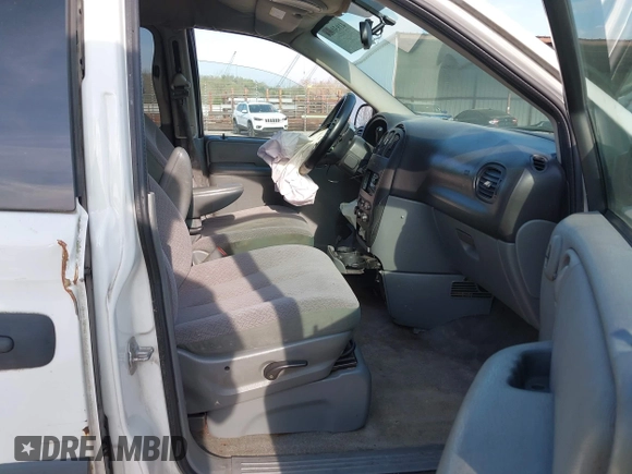 2007 Dodge Grand Caravan with VIN 1D8GP24E57B171161, listed as a IAAI auction lot 41930422 with Not Provided miles and . Bid and sale history available at DreamBid. Image 5.