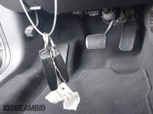 2010 Lincoln MKS с VIN 1LNHL9DR9AG616257, выставлен на аукционе IAAI как лот 41953159 с пробегом 143 308 миль миль и . История ставок и продаж доступна на DreamBid. Изображение 11.