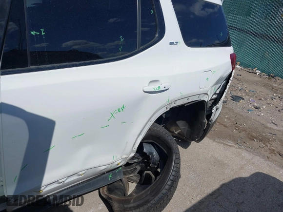 2019 GMC Acadia SLT with VIN 1GKKNULS1KZ300034, listed as a IAAI auction lot 41900362 with 31,901 mi miles and . Bid and sale history available at DreamBid. Image 6.
