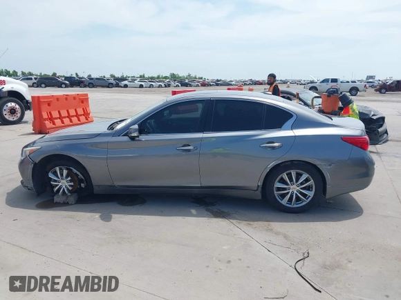 2014 Infiniti Q50 Premium with VIN JN1BV7AP5EM675859, listed as a IAAI auction lot 42031960 with 110,149 mi miles. Bid and sale history available at carsss.com. Image 14.
