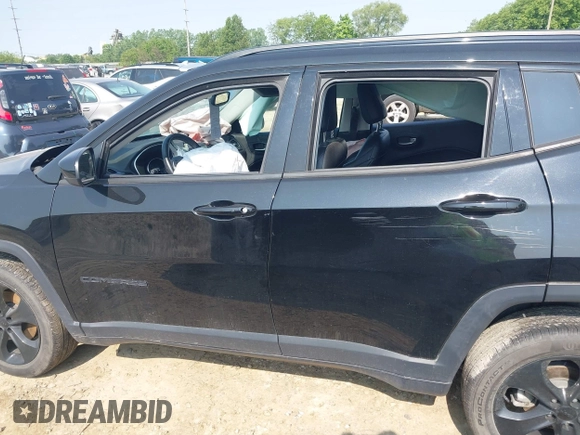 2020 Jeep Compass Latitude z VIN 3C4NJDBB6LT209985, wystawiony jako IAAI lot #42370439 z przebiegiem 38 089 mil mil oraz . Historia ofert i sprzedaży dostępna na DreamBid. Obrazek 15.