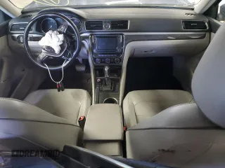 2016 Volkswagen Passat SE z VIN 1VWBT7A37GC017997, wystawiony jako Copart lot #55146215 z przebiegiem Nie podano mil oraz Szkoda całkowita • Salvage title. Historia ofert i sprzedaży dostępna na DreamBid. Obrazek 8.
