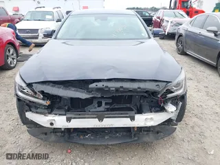 2019 Genesis G80 3.8L with VIN KMHGN4JE2KU299404, listed as a IAAI auction lot 41750391 with 66,156 mi miles. Bid and sale history available at carsss.com. Image 13.