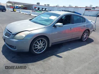 2009 Nissan Altima S z VIN 1N4AL21EX9N524828, wystawiony jako IAAI lot #42425169 z przebiegiem 233 927 mil mil oraz . Historia ofert i sprzedaży dostępna na DreamBid. Obrazek 12.