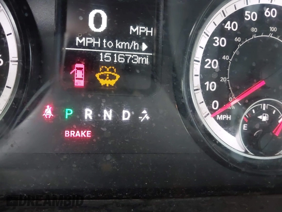 2019 Ram 1500 Express z VIN 1C6RR7FT5KS726409, wystawiony jako IAAI lot #41837904 z przebiegiem 151 673 mil mil oraz . Historia ofert i sprzedaży dostępna na DreamBid. Obrazek 15.