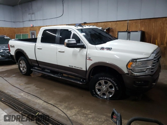 2022 Ram 2500 Longhorn z VIN 3C6UR5GL8NG165499, wystawiony jako Copart lot #77813584 z przebiegiem 49 443 mil mil oraz Szkoda całkowita • Salvage title. Historia ofert i sprzedaży dostępna na DreamBid. Obrazek 4.