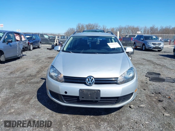 2013 Volkswagen Jetta SportWagen S with VIN 3VWPP7AJXDM610157, listed as a IAAI auction lot 41890160 with 147,567 mi miles. Bid and sale history available at carsss.com. Image 12.