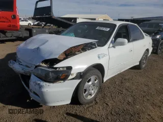 1998 Honda Accord LX с VIN 1HGCG5543WA111180, выставлен на аукционе Copart как лот 85815734 с пробегом 329 200 миль миль и Списание • Salvage title. История ставок и продаж доступна на DreamBid. Изображение 1.