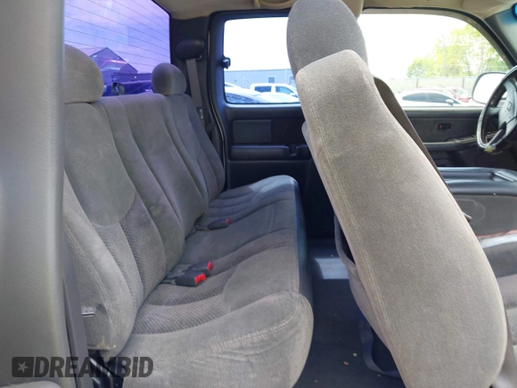 2003 Chevrolet Silverado 1500 LT with VIN 1GCEK19T53E364800, listed as a IAAI auction lot 42160064 with 269,575 mi miles and . Bid and sale history available at DreamBid. Image 8.