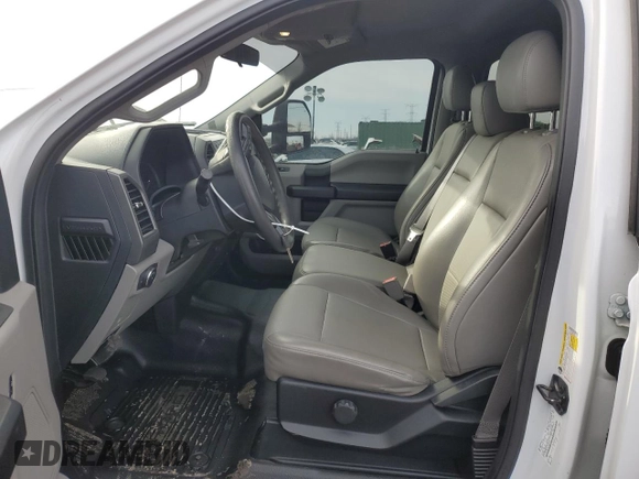 2019 Ford F-350 XL с VIN 1FT8W3BT2KEC83422, выставлен на аукционе Copart как лот 46360875 с пробегом 45 075 миль миль и Списание • Salvage title. История ставок и продаж доступна на DreamBid. Изображение 7.