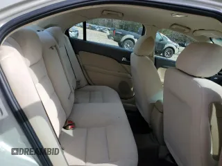 2008 Ford Fusion S with VIN 3FAHP06Z88R173254, listed as a Copart auction lot 83989644 with 231,304 mi miles and Salvage Title. Bid and sale history available at carsss.com. Image 10.