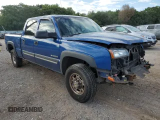 2003 Chevrolet Silverado 1500HD LT z VIN 1GCGC13U33F144265, wystawiony jako Copart lot #70311494 z przebiegiem 328 805 mil mil oraz Szkoda całkowita • Salvage title. Historia ofert i sprzedaży dostępna na DreamBid. Obrazek 4.