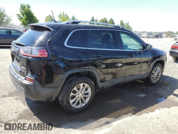 2019 Jeep Cherokee Latitude with VIN 1C4PJMCB0KD124765, listed as a Copart auction lot 59771225 with 147,815 mi miles and Salvage title. Bid and sale history available at DreamBid. Image 3.