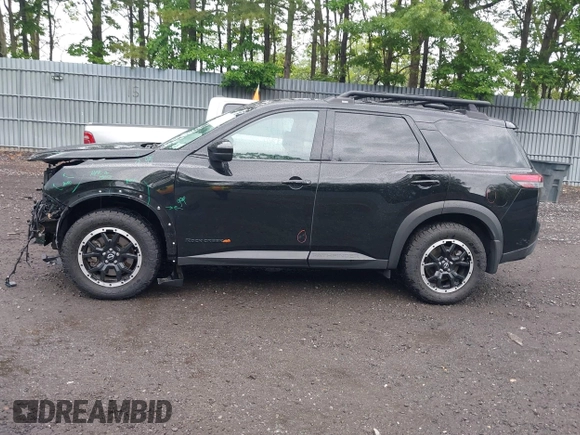 2024 Nissan Pathfinder Rock Creek with VIN 5N1DR3BDXRC295432, listed as a IAAI auction lot 42453531 with 18,917 mi miles and . Bid and sale history available at DreamBid. Image 14.
