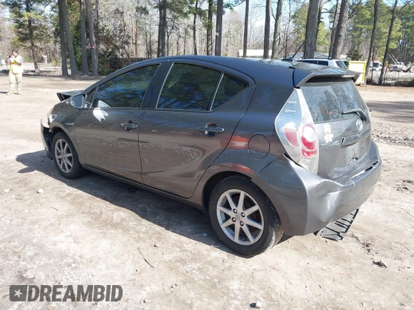 2013 Toyota Prius One with VIN JTDKDTB36D1046910, listed as a IAAI auction lot 41602468 with 194,828 mi miles and . Bid and sale history available at carsss.com. Image 3.