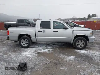 2011 Ram Dakota Bighorn/Lonestar with VIN 1D7RW3GK4BS662921, listed as a IAAI auction lot 41231333 with 190,634 mi miles. Bid and sale history available at carsss.com. Image 14.