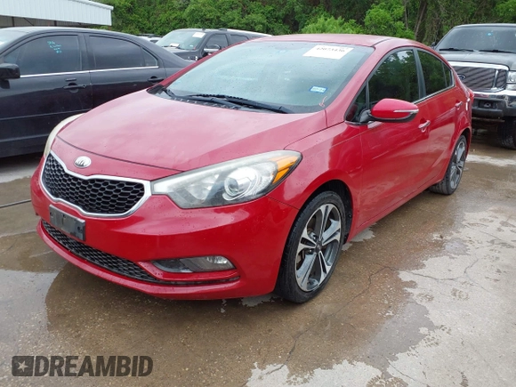 2014 Kia Forte EX with VIN KNAFX4A81E5220515, listed as a IAAI auction lot 42073436 with 132,405 mi miles. Bid and sale history available at carsss.com. Image 2.