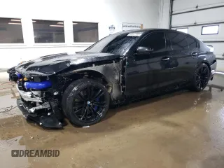 2018 BMW M5 z VIN WBSJF0C51JB282271, wystawiony jako Copart lot #60647265 z przebiegiem 63 765 mil mil oraz Szkoda całkowita • Salvage title. Historia ofert i sprzedaży dostępna na DreamBid. Obrazek 1.