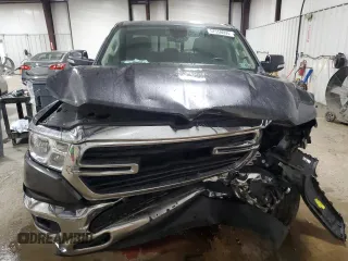 2020 Ram 1500 Big Horn z VIN 1C6SRFBT8LN120507, wystawiony jako Copart lot #57558095 z przebiegiem 57 993 mil mil oraz Szkoda całkowita • Salvage title. Historia ofert i sprzedaży dostępna na DreamBid. Obrazek 5.