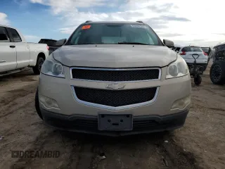 2011 Chevrolet Traverse 1LT with VIN 1GNKVGED3BJ413453, listed as a Copart auction lot 43238195 with 179,024 mi miles and Salvage Title. Bid and sale history available at DreamBid. Image 5.